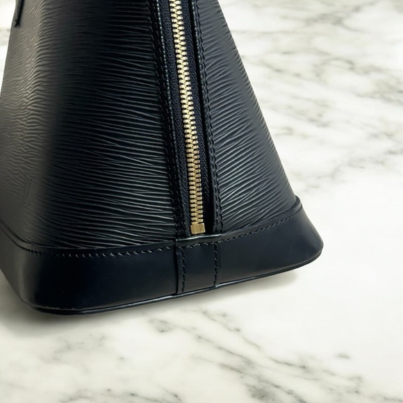 2002’ Vintage Black Epi Louis Vuitton Alma PM - Picture 7 of 14